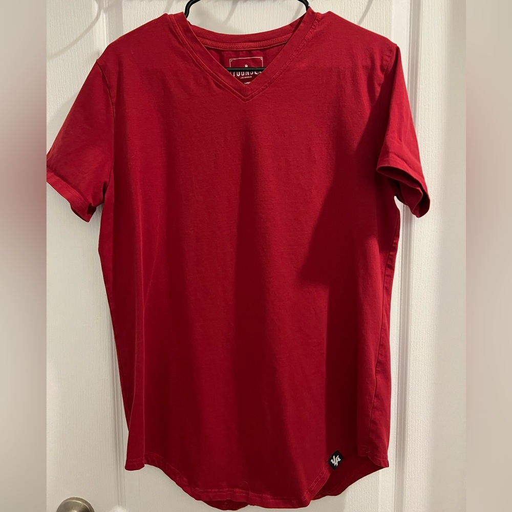 Men’s V neck Young LA t shirt